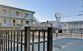 The Waves Hotel, Ascend Hotel Collection